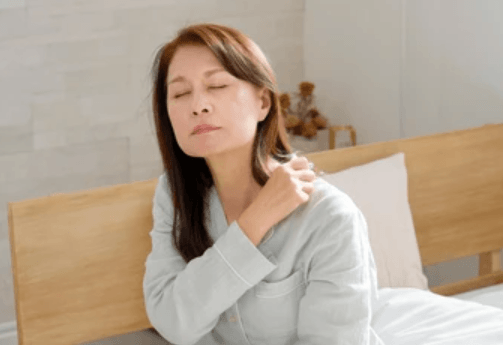 肩まわりのリフレッシュに― 重炭酸温浴で「こわばりモード」からゆるむ時間を ―